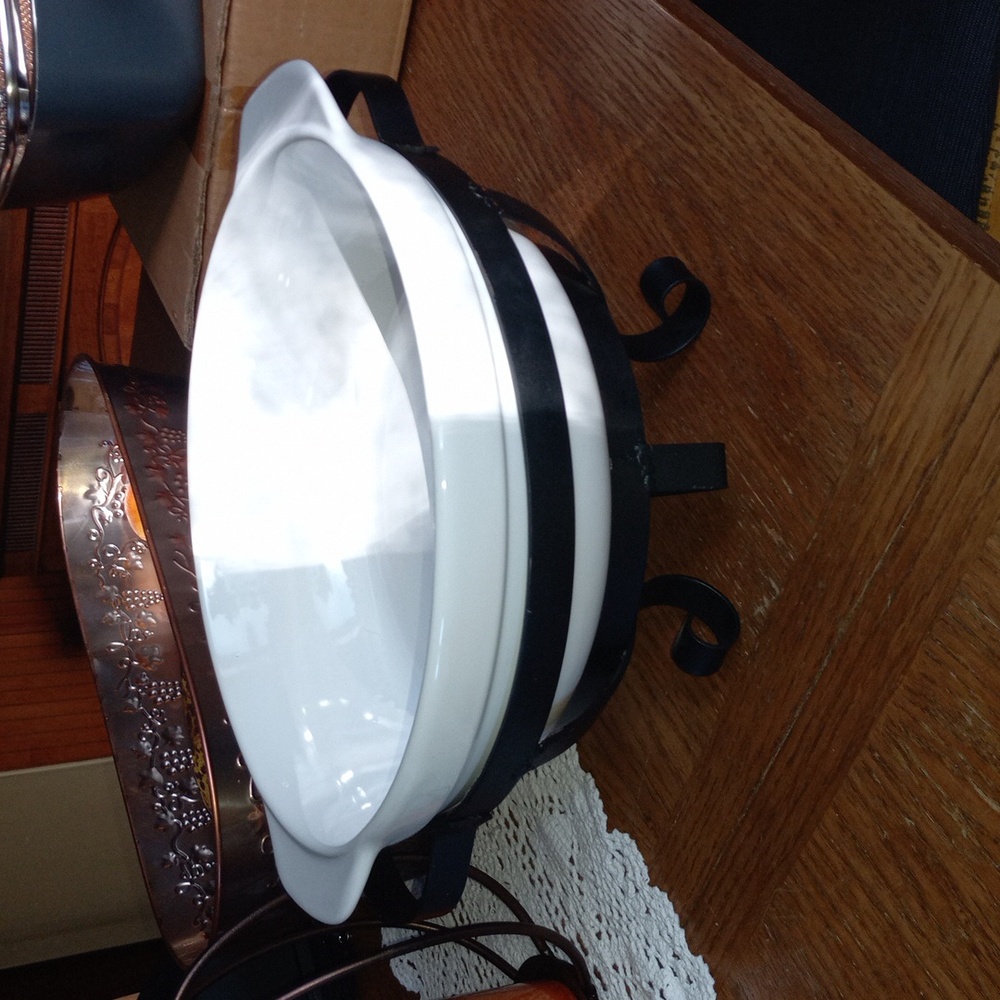 Tabletops gallery James white casserole dish with food warmer